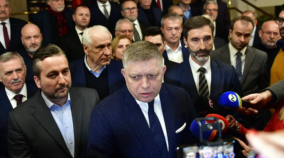 Read more about the article VIDEO Fico presadil prvé opatrenia proti zdražovaniu: Musíme suplovať babrácku vládu!