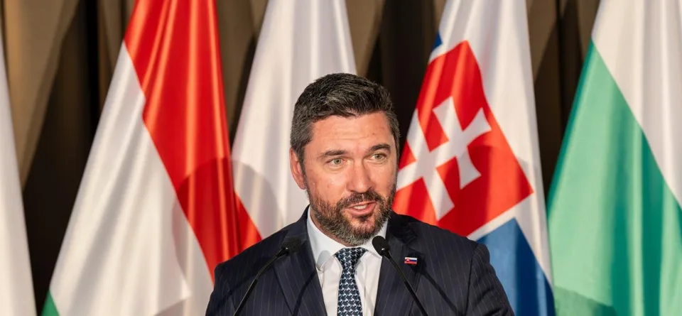 You are currently viewing Takáč: Slovensko chce počas predsedníctva V4 posilniť postavenie poľnohospodárov v EÚ