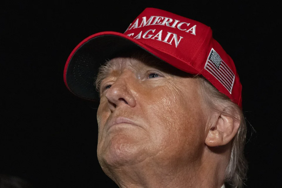 Read more about the article Trump trestá krajiny BRICS clami, kritizuje ich snahu o vlastnú menu a obviňuje ich z protiamerickej politiky