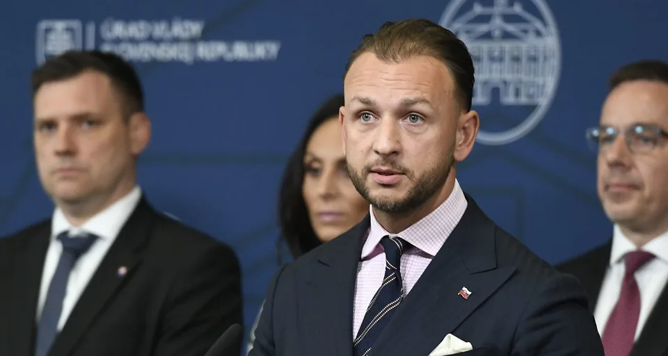 Read more about the article Minister vnútra Šutaj Eštok: Musíme do politiky prinavrátiť stratenú kultúru