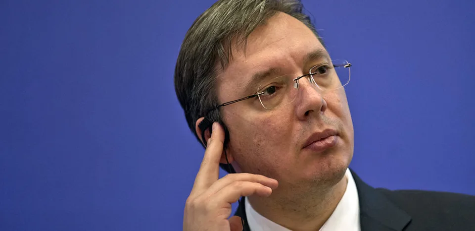 Read more about the article V Belehrade sa zišli demonštranti, troch ľudí zrazilo auto