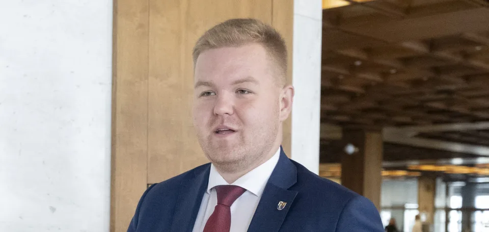 Read more about the article Bartek: Čurillovci sú hanbou polície. Manipulácie liberálov odhalené!
