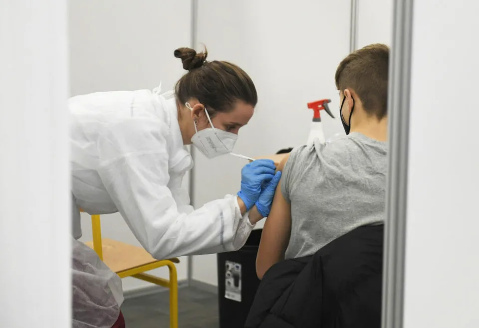 Read more about the article Populárna vakcínácia? Proti omikronu sa zaočkovalo vyše 20-tisíc ľudí!