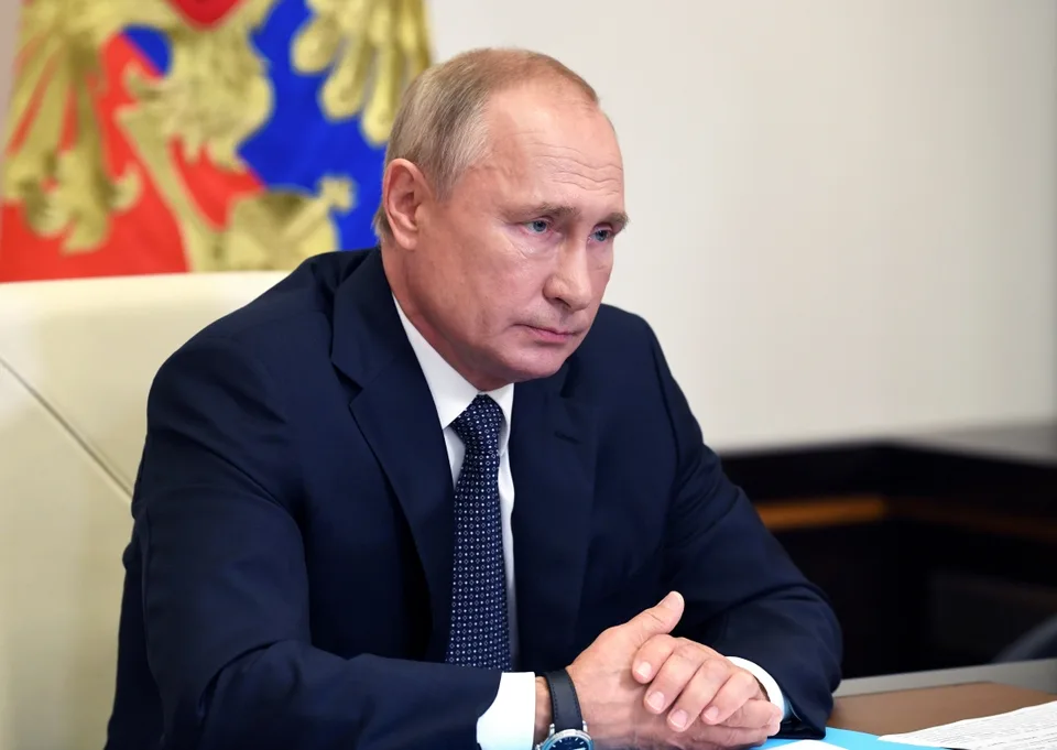 Read more about the article Putin a Macron sa zhodli. Ako prioritu považujú diplomatické riešenie krízy okolo Ukrajiny