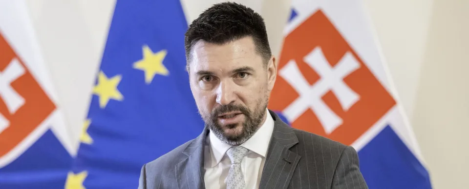 Read more about the article Minister Takáč: Zvyšujeme podporu cukrovej repy na maximum, cieľom je udržať slovenský cukor! 