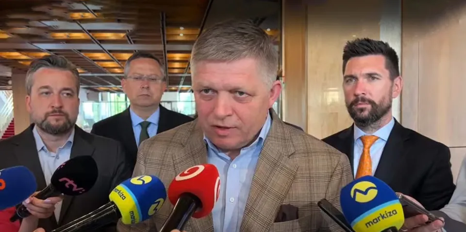 Read more about the article Fico: Kríza, v ktorej sa nachádza Slovensko, sa nedá vyriešiť bez parlamentu!