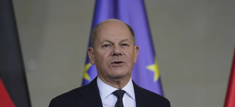 Read more about the article Politické zemetrasenie v Nemecku: Scholz potvrdil termín predčasných volieb a apeloval na jednotu