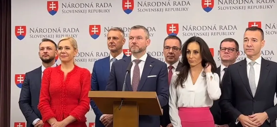 Read more about the article VIDEO Pellegrini: Hlas je spokojný! Podarilo sa do programového vyhlásenia presadiť priority, ktoré sme sľúbili