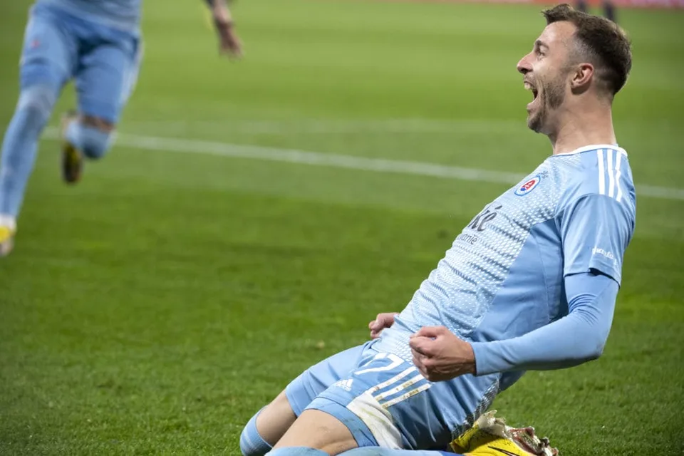 Read more about the article Slovan spoznal súpera v pohárovej Európe: Natrafí na tím zo skupiny!