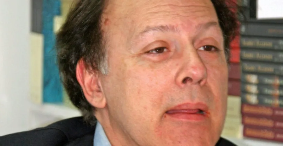 Read more about the article Zomrel španielsky spisovateľ Javier Marías