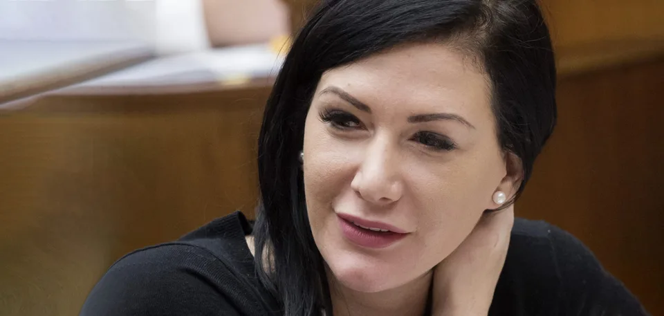 Read more about the article Kuffa má Cigánikovú v zuboch. Rozširuje o nej, že je mužatka a frigidná