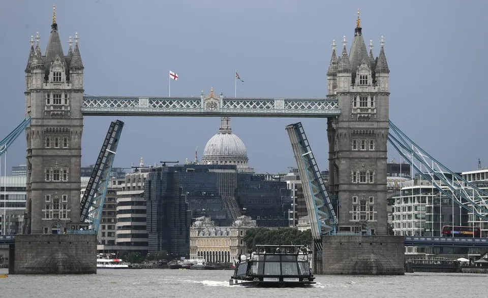 Read more about the article Londýnsky most Tower Bridge po technickej poruche opäť sprejazdnili