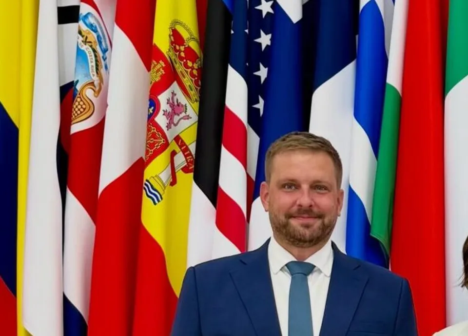 Read more about the article Minister Šaško rokoval v Paríži: Slovensko chce meniť zdravotníctvo podľa najlepších modelov OECD
