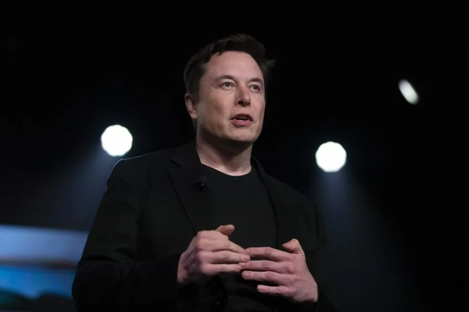 Read more about the article Musk má vypovedať v EP. Podľa jeho predsedníčky ohrozuje demokraciu v Únii i vo svete
