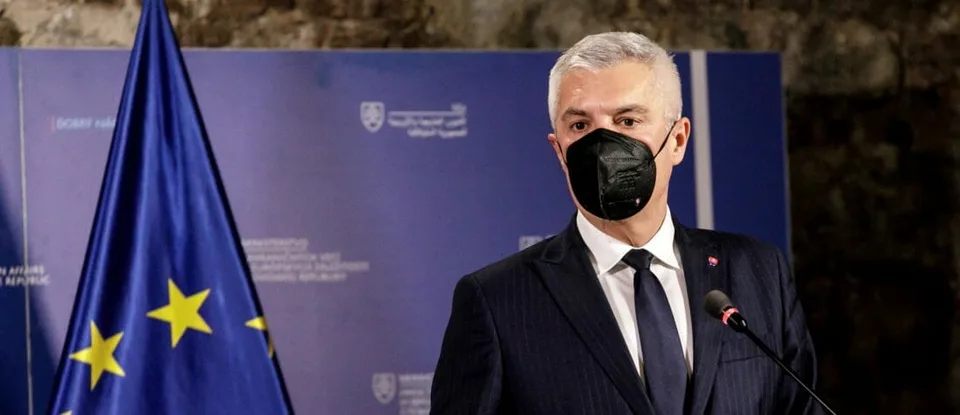 Read more about the article Korčok odmieta špekulácie o výcviku ukrajinských povstalcov na Slovensku
