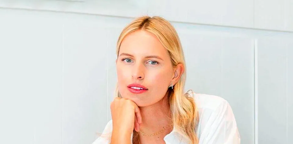 Read more about the article Tehotná Karolína Kurková bez hanby: Na pláži pózovala úplne nahá!