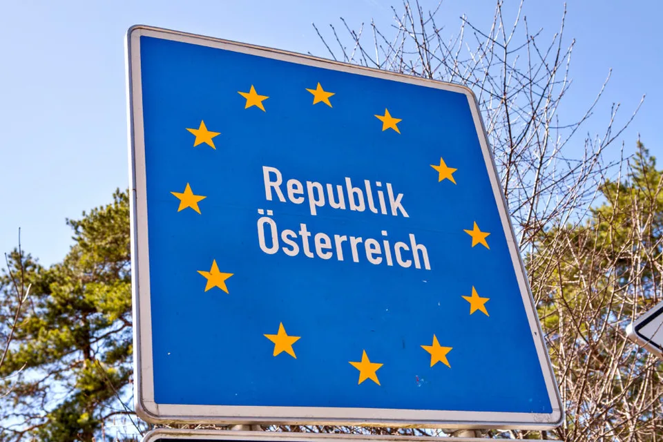 Read more about the article Rakúsko chce predĺžiť kontroly na hraniciach so SR do 12. decembra
