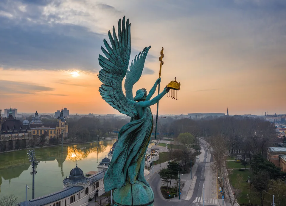 Read more about the article V Maďarsku pribudlo 2032 prípadov nákazy koronavírusom; zomrelo ďalších 46 ľudí