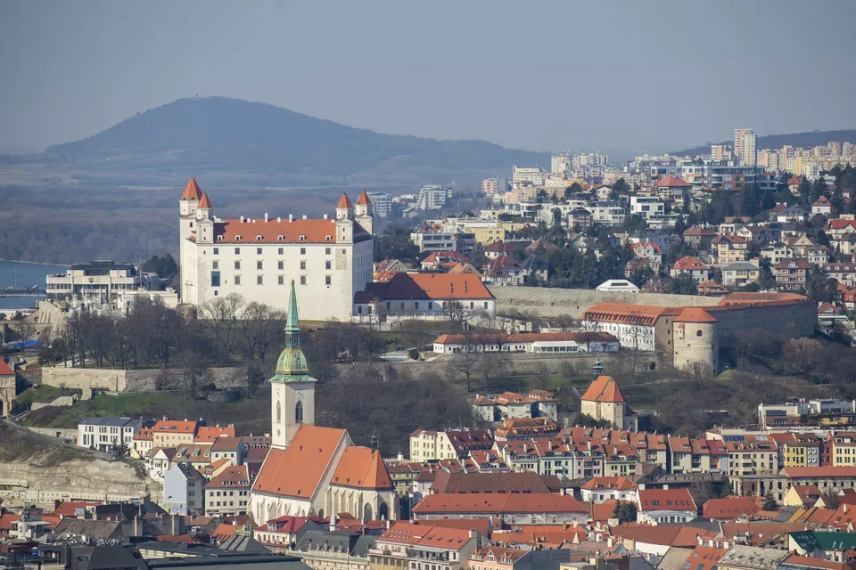 Read more about the article Po nástupe A. Hitlera začala ČSR budovať pohraničné opevnenia, v Petržalke stále stoja