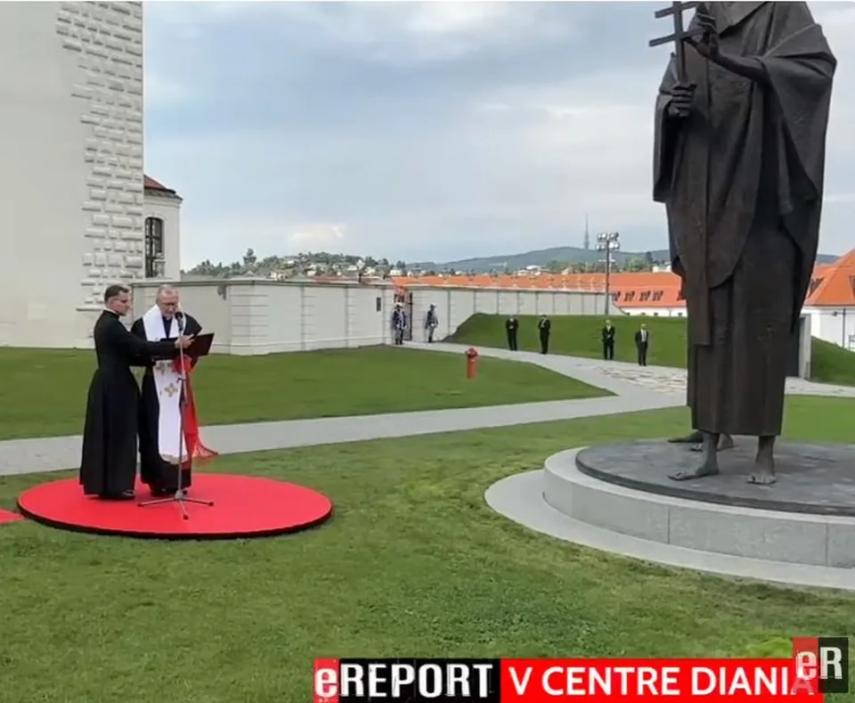 Read more about the article VIDEO Kardinál Parolin požehnal súsošie sv. Cyrila, Metoda a Gorazda. V piatok bude celebrovať svätú omšu v Šaštíne