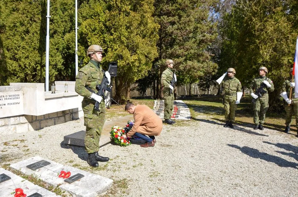 Read more about the article V Martine si pietnym aktom pripomenuli 78. výročie oslobodenia mesta