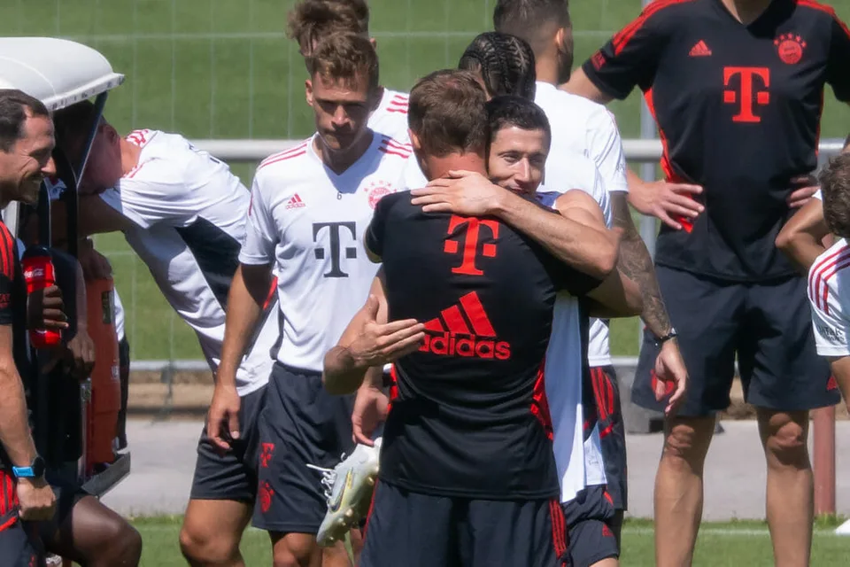Read more about the article Veľkokluby sa dohodli: Robert Lewandowski odchádza z Bayernu Mníchov!