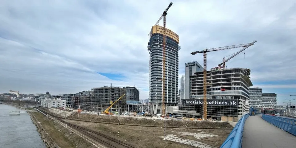 You are currently viewing „Blava“ bude mať čoskoro najvyššiu budovu na Slovensku. Eurovea Tower sa vyšplhá na 168 m