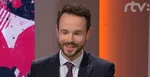 Infektológ Peter Sabaka v štúdiu verejnoprávnej televízie.
