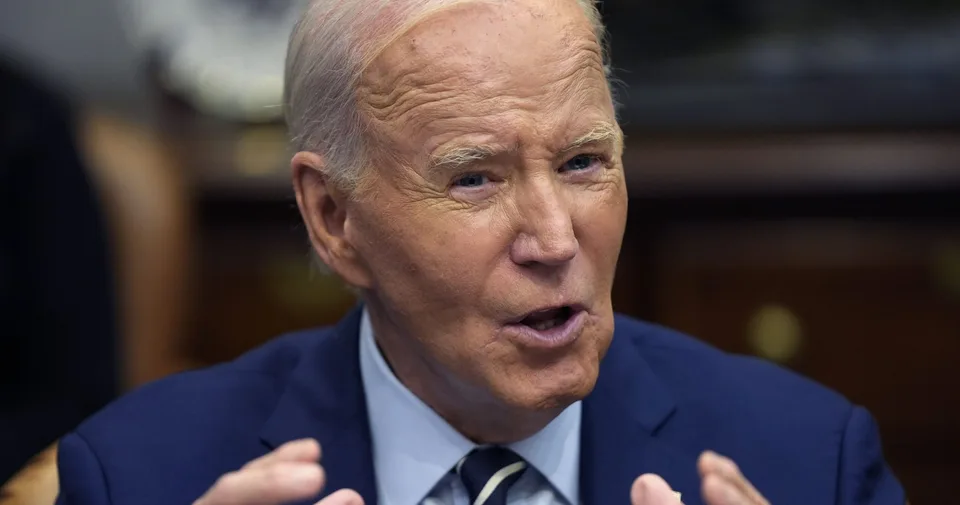 Read more about the article Biden si myslí, že je možné zastaviť súperenie medzi Izraelom a Iránom. Ako?