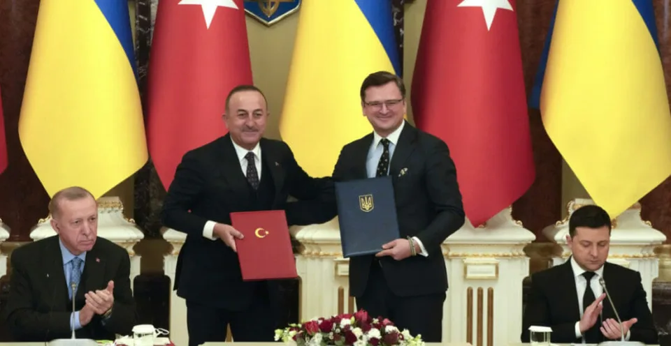 Read more about the article Ukrajina sa dohaduje s Tureckom: Má ísť o vojenskú spoluprácu!