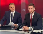 Milan Uhrík • Republika