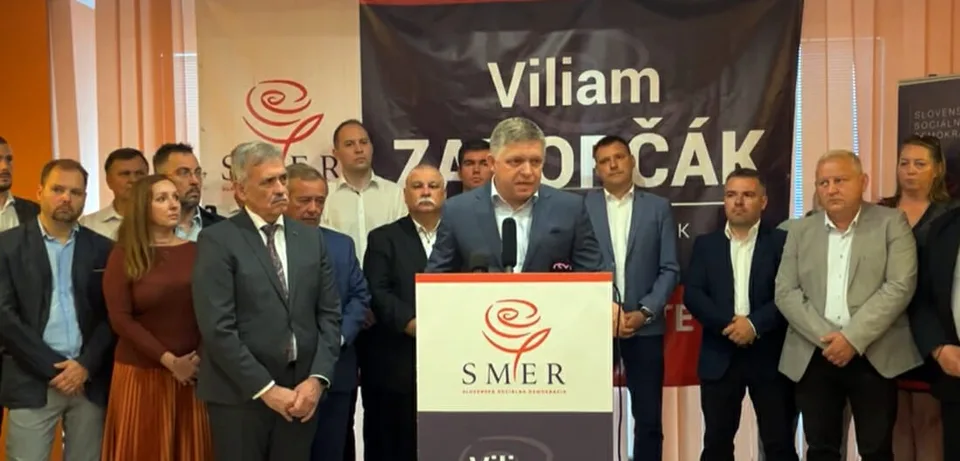 Read more about the article VIDEO Spolupráca Smeru a Hlasu v komunálnych voľbách? Fico: Sme na to pripravení