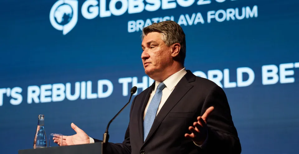Read more about the article Chorvátsky prezident Milanovič skritizoval konanie Únie i USA: Kto vlastne predlžuje a platí túto vojnu?