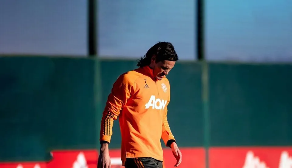 Read more about the article Godin a Suarez žiadajú zrušiť trest pre Cavaniho: Rasistická je FA