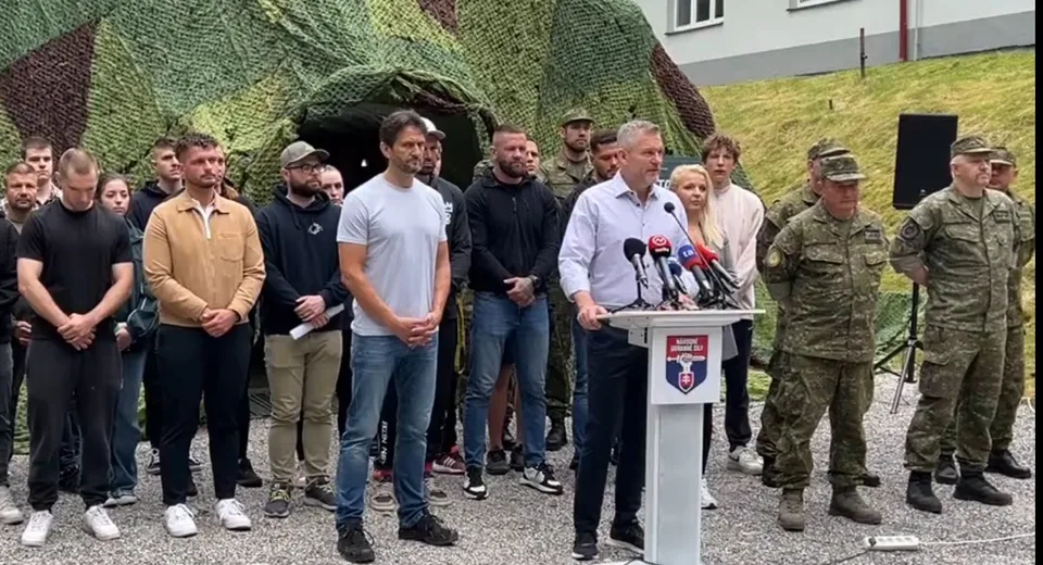 Read more about the article Prvý turnus výcviku pre Národne obranné sily je tu: Prihlásil sa aj prezident Pellegrini