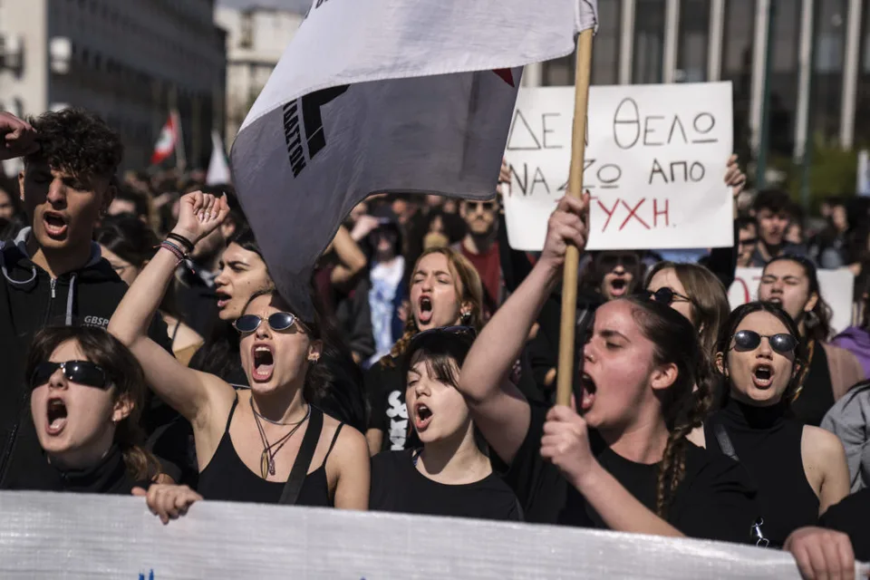 Read more about the article Grécka vlaková tragédia ma dohru: Prednosta železničnej stanice čelí doživotiu