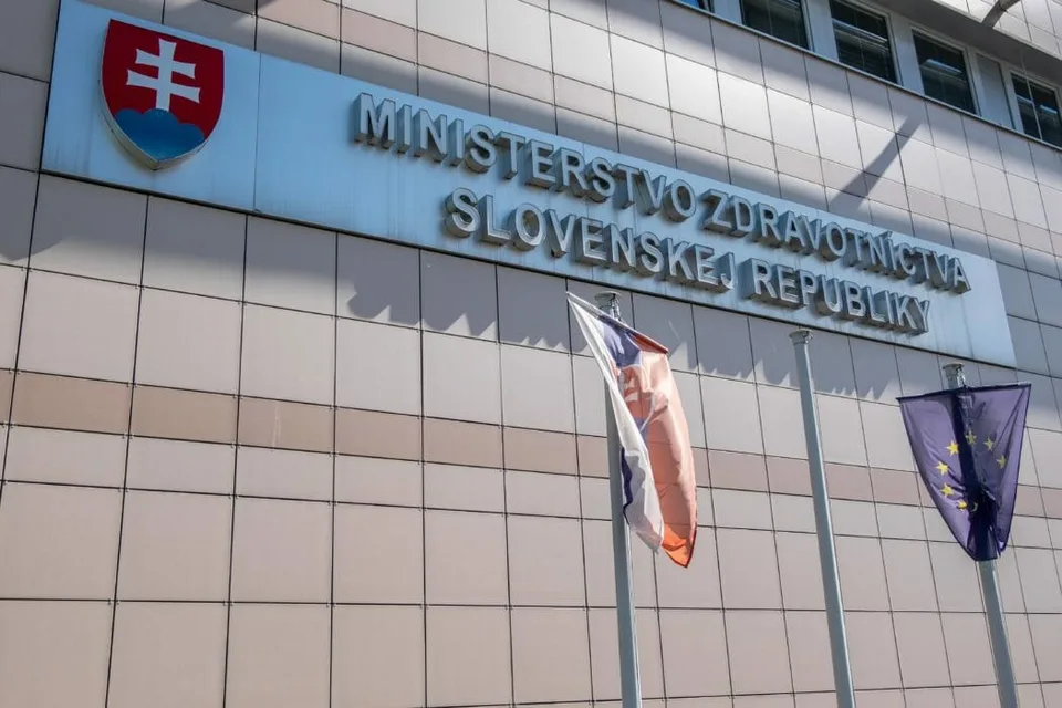 Read more about the article Sonografiu prsníkov možno vypustia zo skríningu rakoviny. Rezort zdravotníctva i odborníci sú za