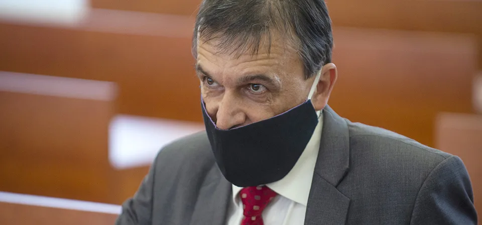 Read more about the article VIDEO Advokáti poukázali na svojvôľu sudcov v prípade Norbeta Bödöra! Je za tým Hrubalov úmysel?