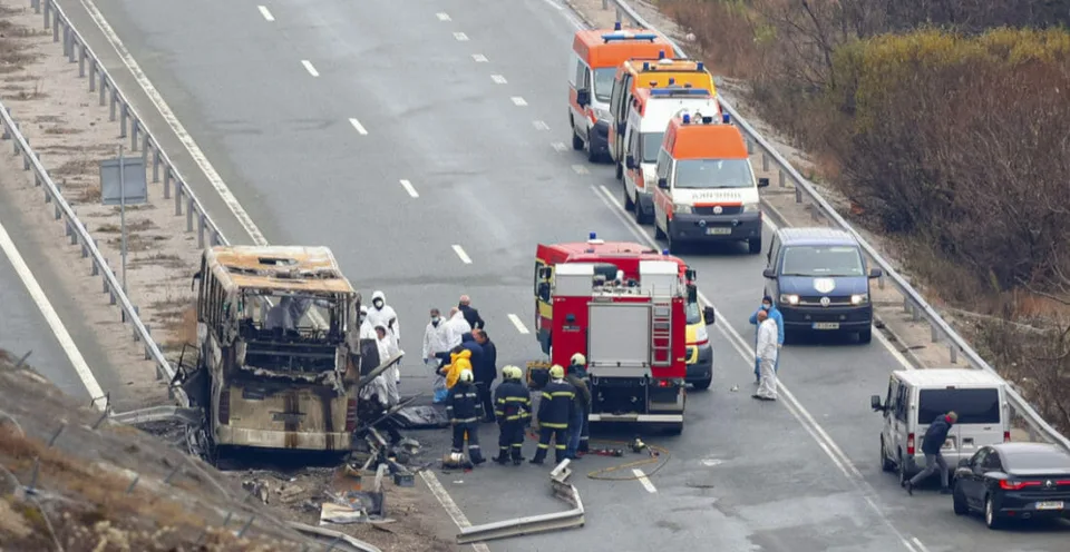 Read more about the article Počet obetí tragickej nehody autobusu v Bulharsku stúpol na 45: Poslednou bolo zrejme dieťa!