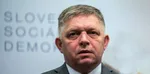 predseda strany Smer-SD a premiér SR Robert Fico,