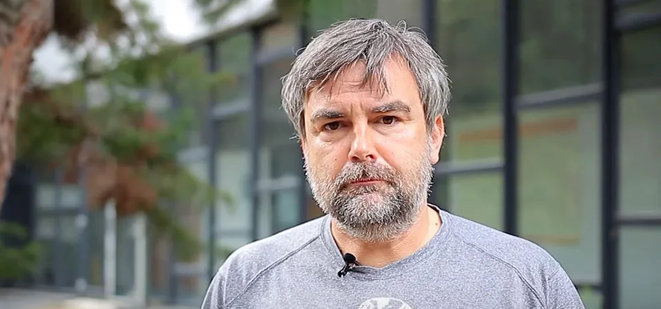 Read more about the article Matematik Kollár nemá dobré správy: Toto sa deje okolo nás v týchto dňoch. Nie je to dobré obdobie, vôbec!