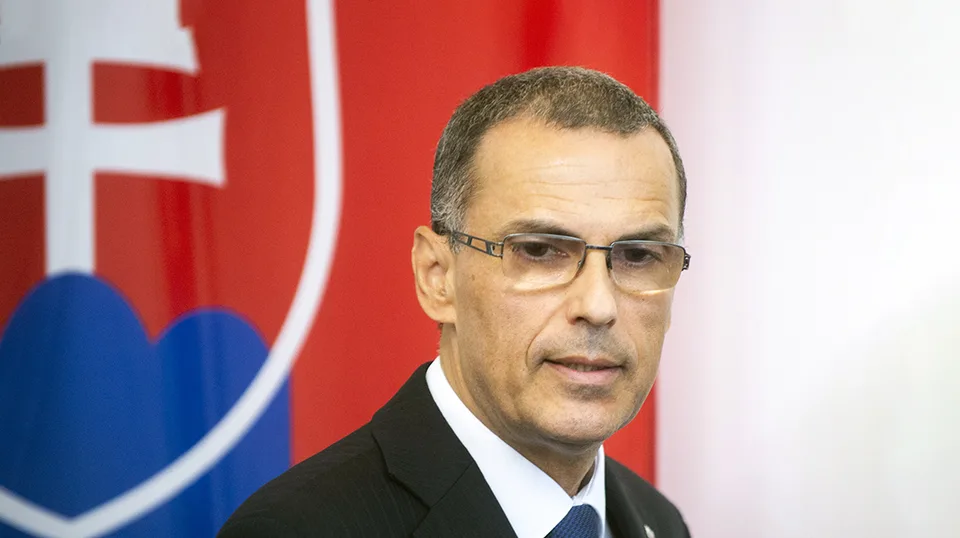 Read more about the article Generálny prokurátor SR Žilinka reaguje na Sulíka: Neslúžim politickým stranám!