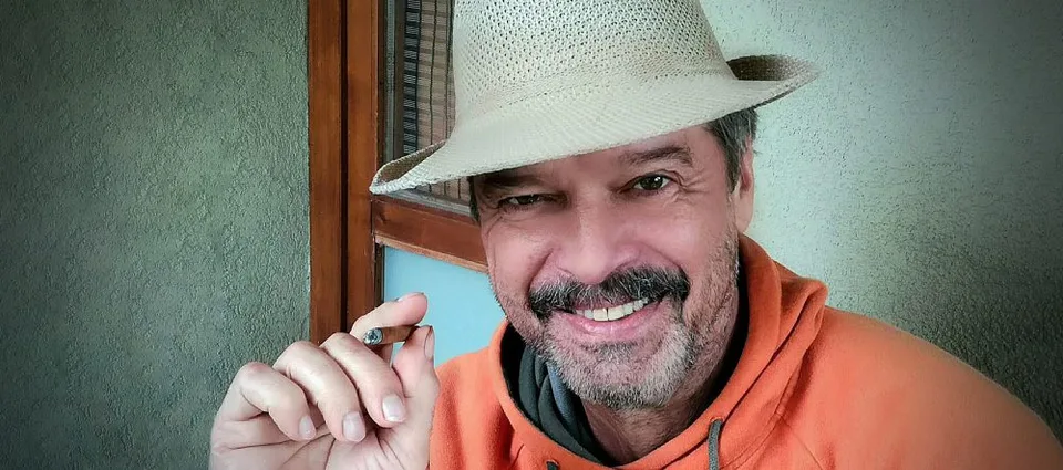 Read more about the article ROZHOVOR Ivo Gogál: Pred divadlom som dal prednosť slobode! A teraz to ľutuje?