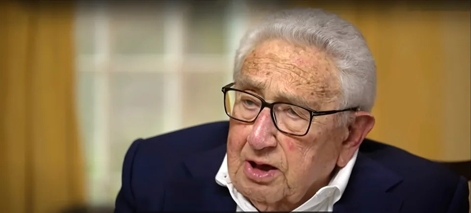 Read more about the article Zomrel bývalý americký minister zahraničných vecí Henry Kissinger. Dožil sa 100 rokov