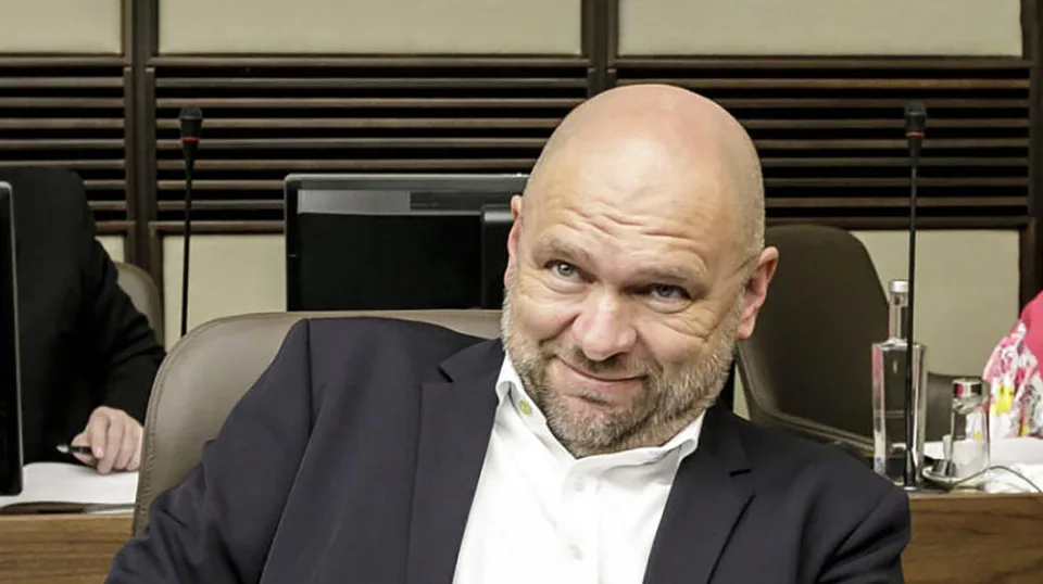 Read more about the article Kollár šokuje: Viem o Sulíkovom zradcovi, chcel povaliť vládu!