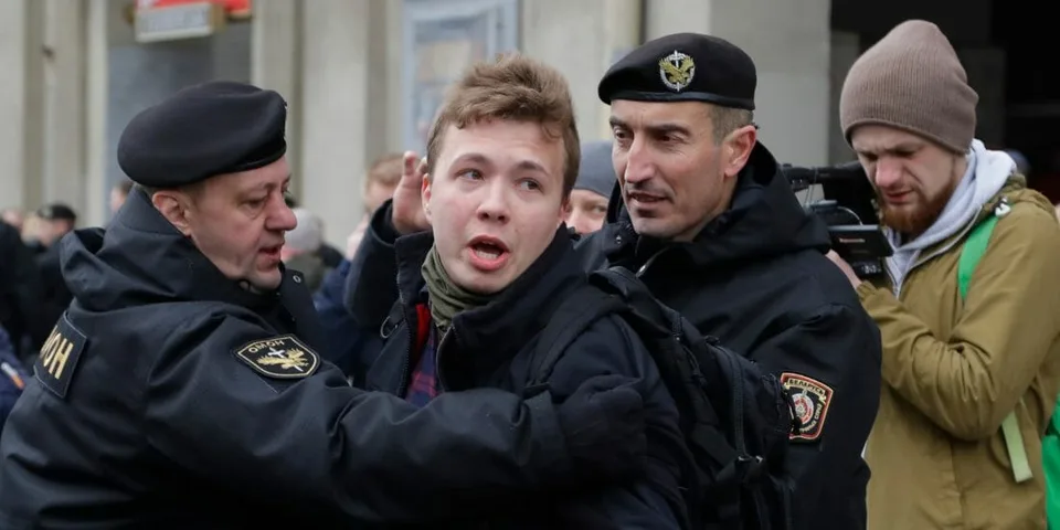 Read more about the article Spolu s bieloruským novinárom zadržali aj jeho priateľku, ruskú občianku