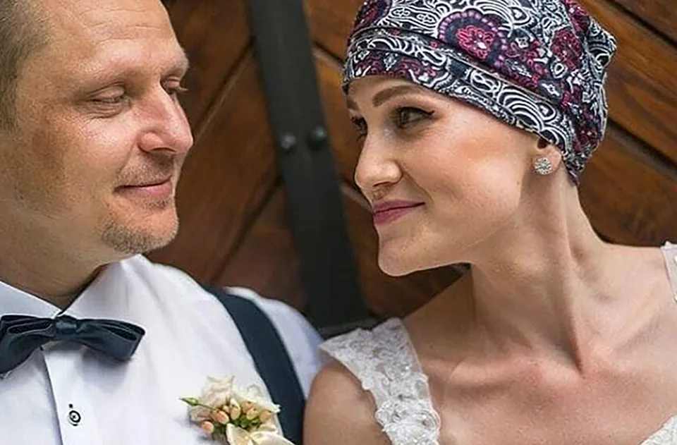 Read more about the article Erika Mokrý, blogerka a infuencerka: Prekonala rakovinu prsníka a cez koronu zázračne otehotnela…