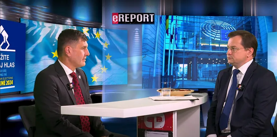 Read more about the article Ondruš pre eReport: Ak má byť EÚ stabilným spoločenstvom, musí investovať do sociálnych služieb a starostlivosti o rodiny