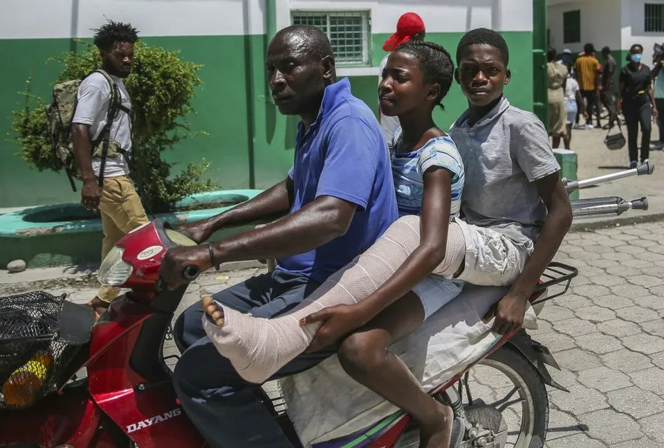 Read more about the article Počet obetí zemetrasenia na Haiti stúpol na 2 207, zranených je vyše 12 200 ľudí