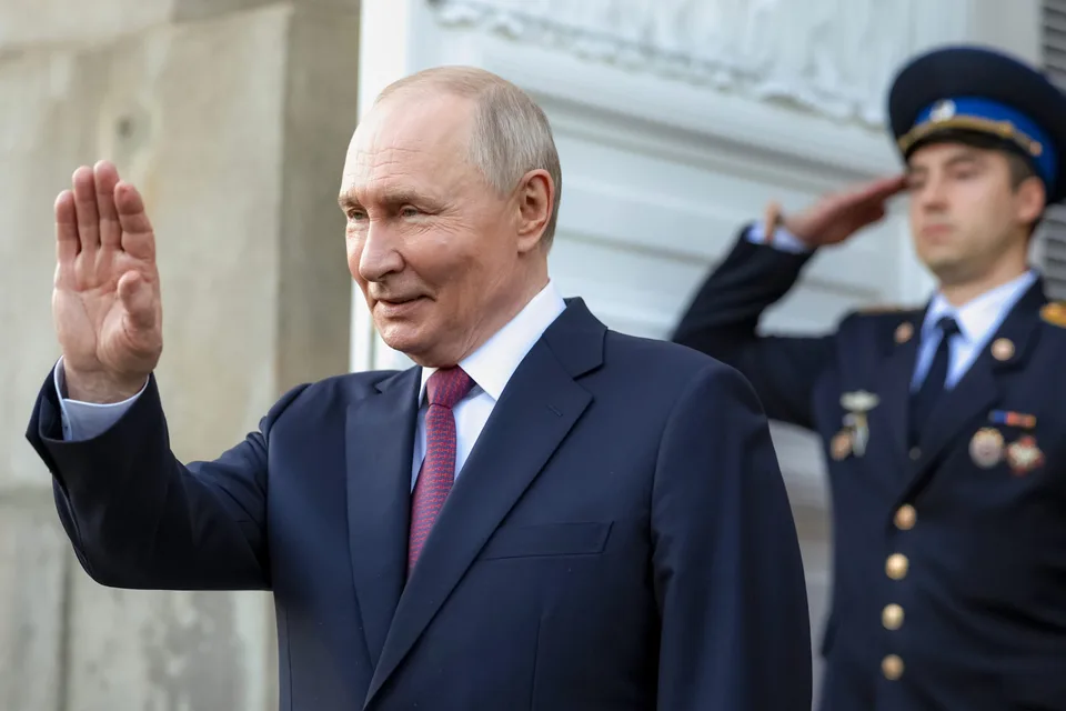 Read more about the article Vedúci americkej delegácie na Putinovom fóre odovzdal ruskému prezidentovi pozdrav od Trumpa
